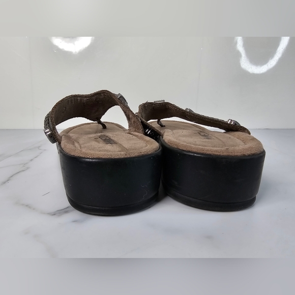 Minnetonka Silverthorne Sandals Pewter Leather Southwestern Metallic Silver 6 - Picture 6 of 9